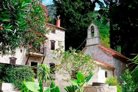 Manastir Duga