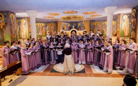 Svecani Bozicni Koncert Horova U Kripti Sabornog Hrama