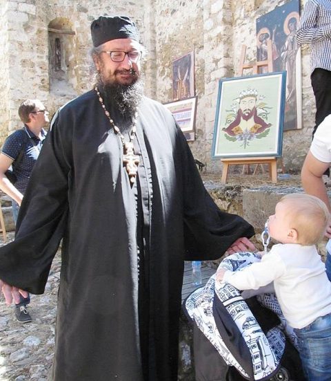 Отац Михаило Призрен