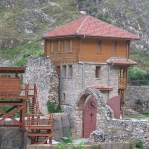 Sveti Arhangeli Prizren Osmatracnica
