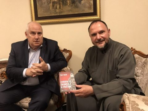 Пуковник Жак Огар
