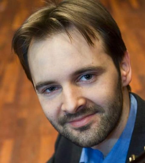 Музику у сва срца Радош Малиџан, професор гитаре