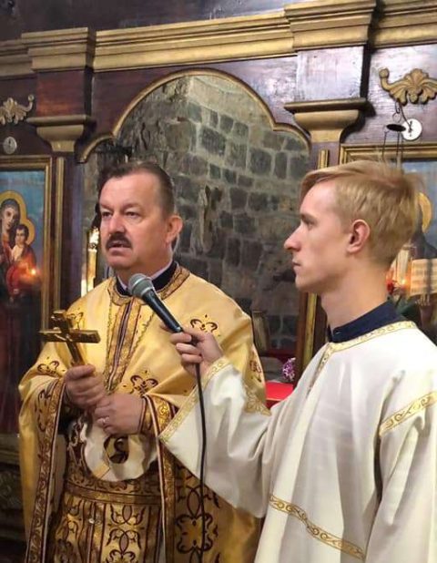 Отац Дарко Пејић