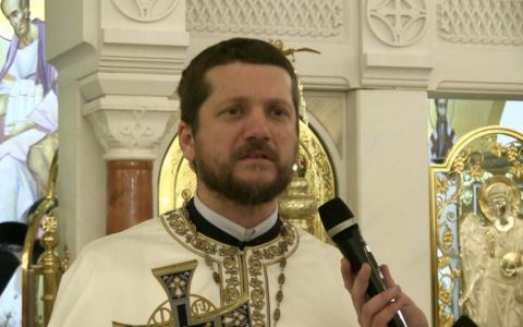 Otac Gojko Perović