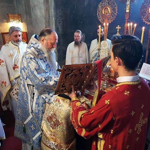 Okt 2020 Arhijerejksa Liturgija I Rukopolozenje U Djurdjevim Stupovima
