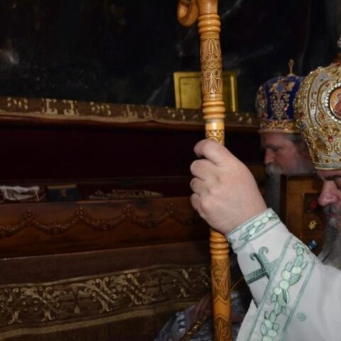 Епископи Јоаникије и Кирило богослужили у Горњем Острогу