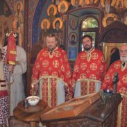 Vladika Joanikije bogoslužio u Ostrogu