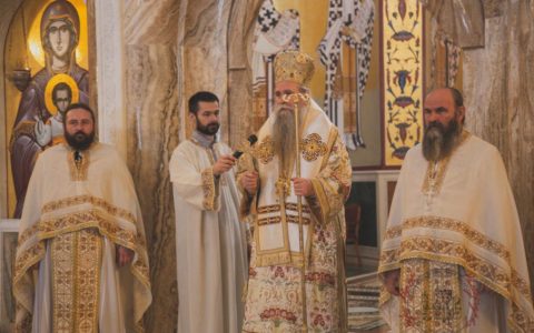 Владика Јоаникије у подгоричком Храму Христовог васкрсења