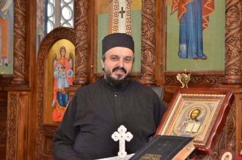 Свештеник Дејан Трипковић говорио о Великом посту у оквиру трибине „Православље и млади“ Свештеник Дејан Трипковић