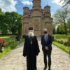 Vladika Teodosije sa šefom misije OEBS a o na KiM