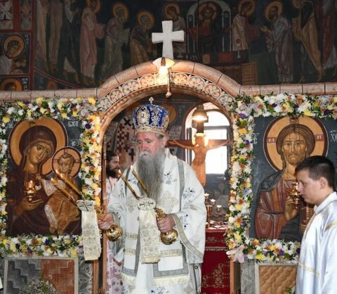 Mitropolit Joanikije bogoslužio u manastiru Podmaine