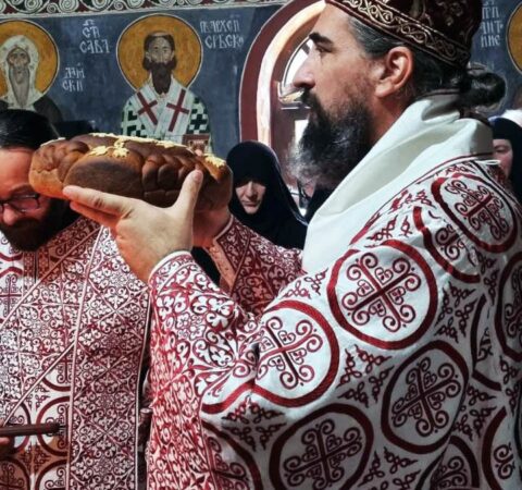 Свети Амфилохије Иконијски прослављен у Жупском манастиру Dec 2021 Arhijerejska Liturgija U Zupskom Manstiru 16 720x675