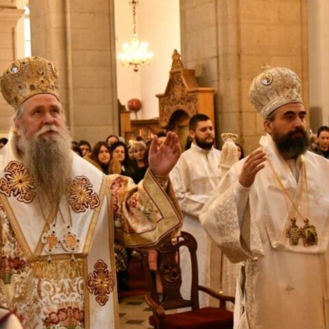 Архијереји г. Јоаникије и г. Методије у никшићком Храму