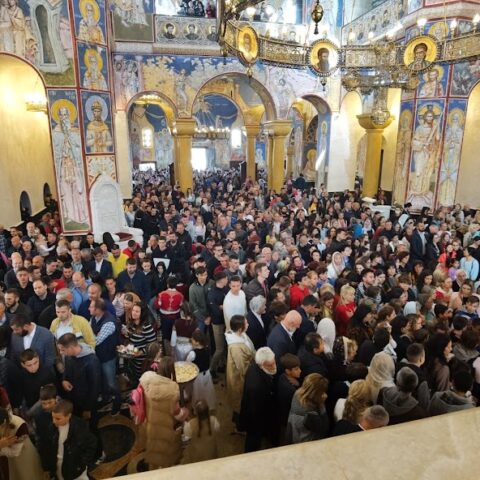 Прослава Васкрса у барском саборном храму