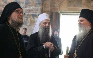 Бесједа Патријарха Српског Порфиријa у Дечанима
