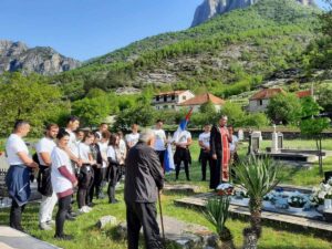 Foto vijest Iz Aranđelova krenuli na hodočašće do Ostroga 2