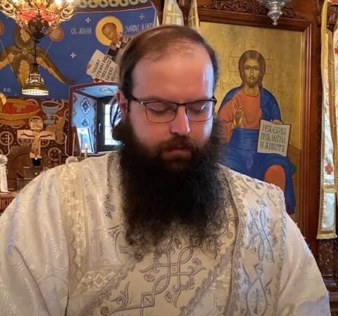 Отац Роман: Молимо се и потрудимо да нам Господ да духовни вид јерођаконРоман у недјељу о Слијепом (манастир Острог)