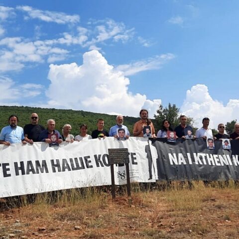 Novinari Na Mestu Nestanka Ranka Perenia I Djura Slavuja Foto Kim