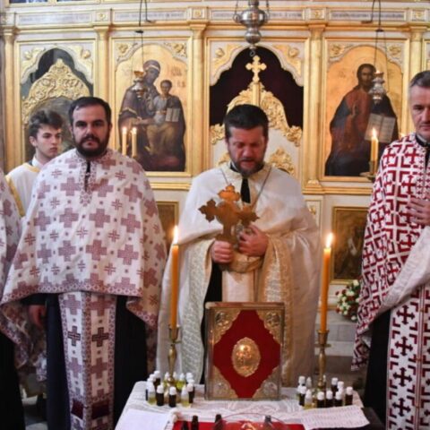 Јелеосвећење у Влашкој цркви