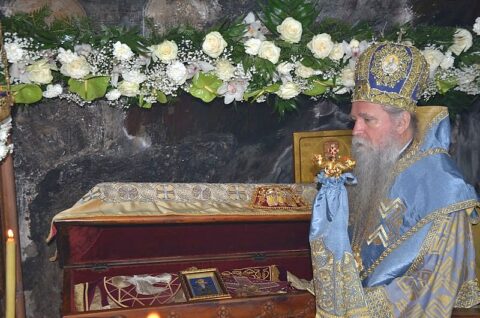 Ваведење Пресвете Богородице торжествено прослављено у острошкој светињи, богослужио Митрополит Јоаникије Ваведење Пресвете Богородице торжествено прослављено у острошкој светињи
