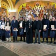 Patrijarh Porfirije dodelio stipendije studentima završnih godina fakulteta