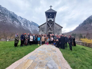 Apr 2023 Arhijerejska Liturgija U Dobrilovini 1 0