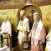 Patrijarh Porfirije služio svetu Liturgiju kraj moštiju Svetog Nikolaja u Vaznesenjskoj crkvi