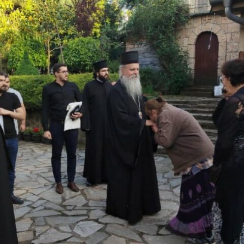 Владика Теодосије у цркви Светог Ђорђа у Звечану