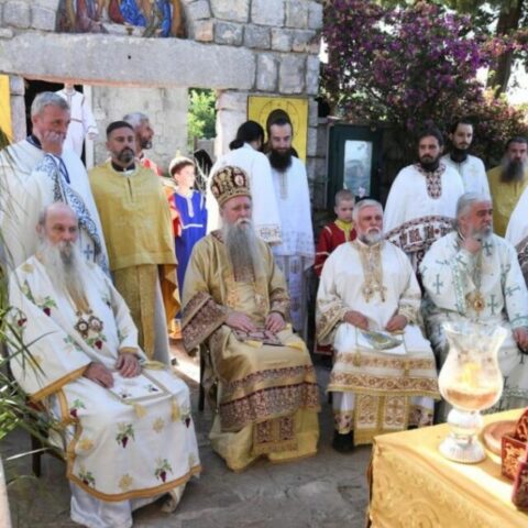 Више архијераја благословило традиционално превлачко саборовање