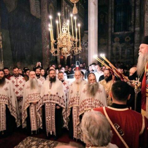 Празнично бденије и монашење у Високим Дечанима
