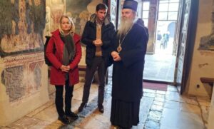 Фон Крамон посетила Грачаницу