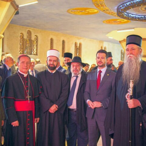 Митрополит Јоаникије на божићном пријему