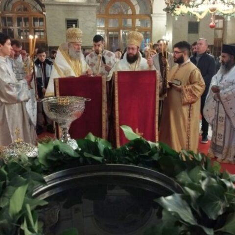 Света архијерејска Литургија на Крстовдан у Саборној цркви