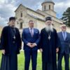 Специјални изасланик САД за Западни Балкан Габријел Ескобар у Високим Дечанима