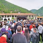 Liturgija u manastiru na Lazarevu subotu (Foto Arhangeli Prizren)