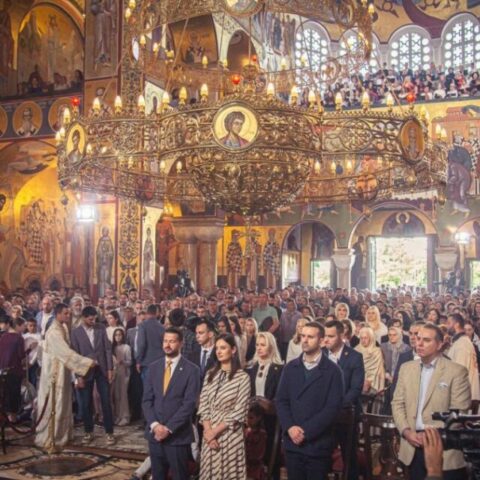 Митрополит Јоаникије на Васкрс богослужио у Саборном храму