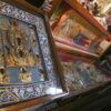 Мошти Преподобног Јустина Ћелијског и икона Мајке Божје „Знамење” свечано дочекани у престоници