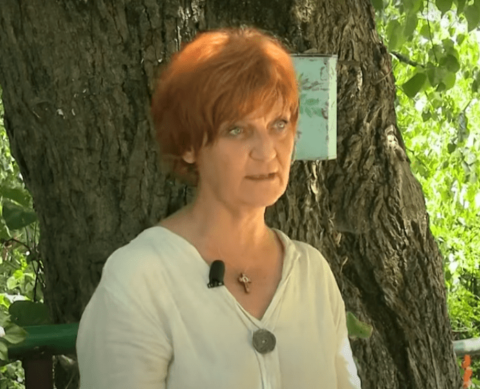 У наручју Хиландара Иренa Чоловић