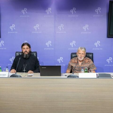 11. Trg od ćirilice u Herceg Novom