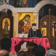 Прота Ненад Тупеша одржао предавање на тему ,,Литургијски контекст божићног празновања” у крипти подгоричког Саборног храма