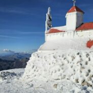 Svaka Liturgija na Rumiji je osobeni doživljaj. Ipak, Liturgija 28. decembra 2024. godine, bila je od onih koje se pamte.