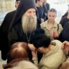 Patrijarh Porfirije sa roditeljima dece koja se leče u Srbiji posle tragedije u Kočanima