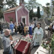 На обновљеном гробу Анастаса Боцарића у Будви одслужен помен