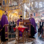 Sveta tajna Jeleosvećena služena u Sabornom hramu Hristovog Vaskrsenja u Podgorici