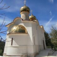 Манастир Свете Матроне Московске у Доњем Грбљу