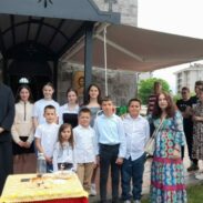 Школа вјеронауке у Толошима данас је прославила своју крсну славу