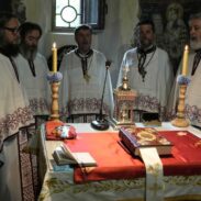 Духовдан у цркви под Горицом