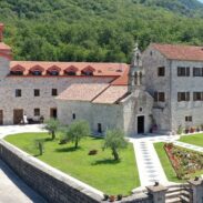 manastir Podlastva