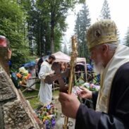Епископ Кирило служио парастос руским војницима на Вршичу