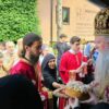Mitropolit Joanikije na praznik Svetih carskih mučenika Romanovih služio u manastiru Rustovo